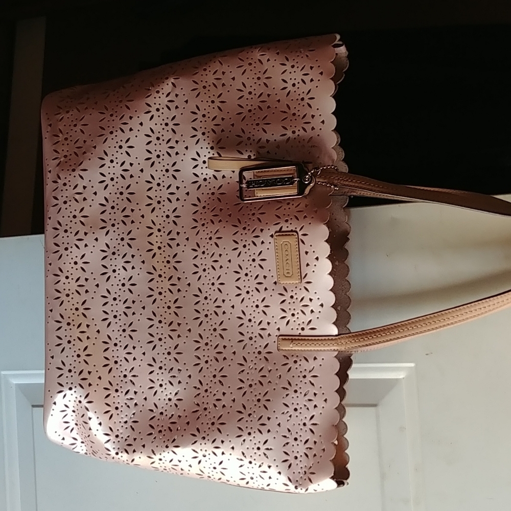 Coach purse and matching wristlet